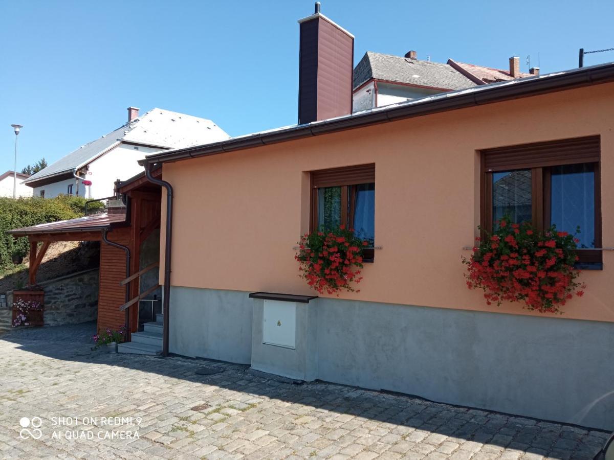 Apartmán pod kostelem Strazov Exterior foto